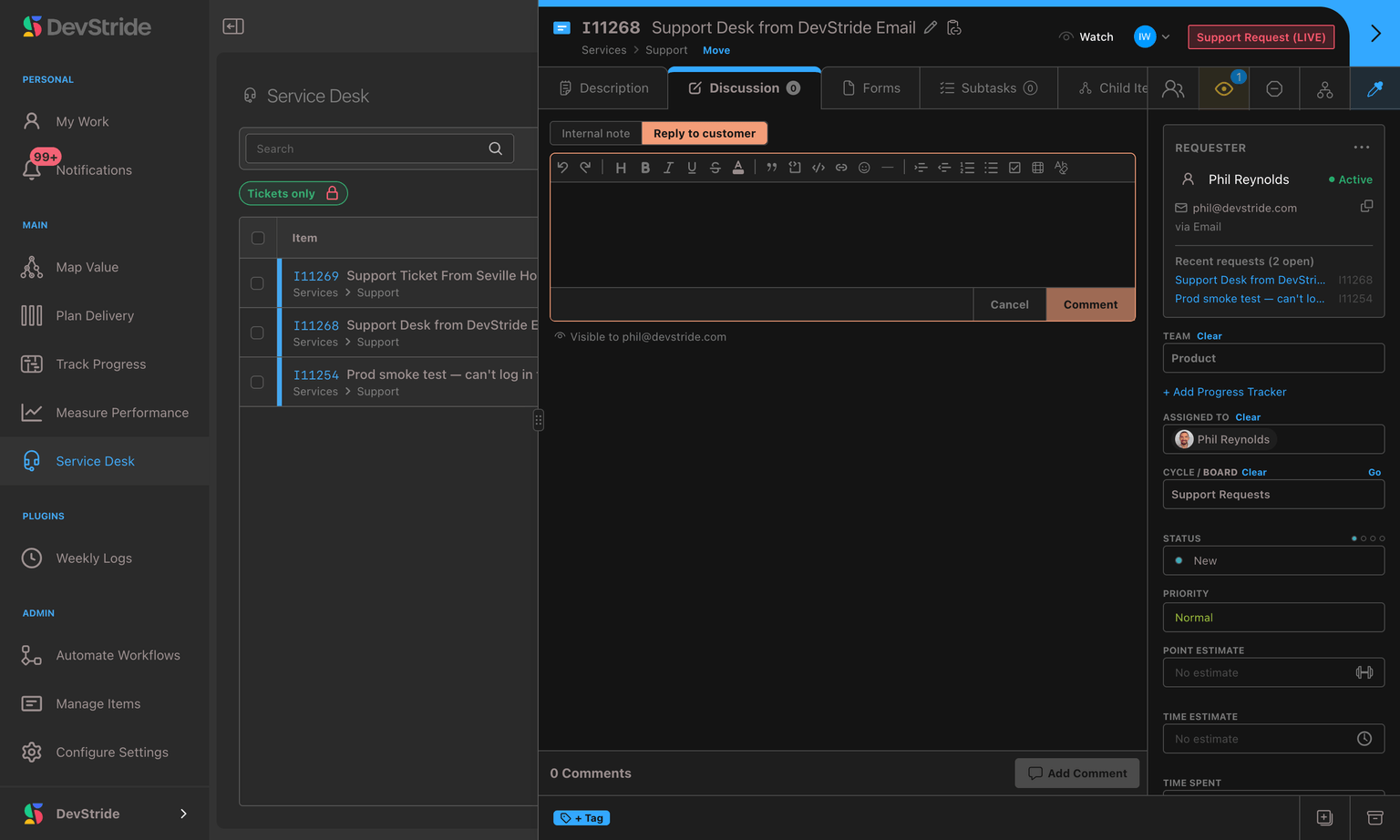 A ticket's Discussion tab with the Internal note / Reply to customer toggle, the composer, and the Requester pane on the right.